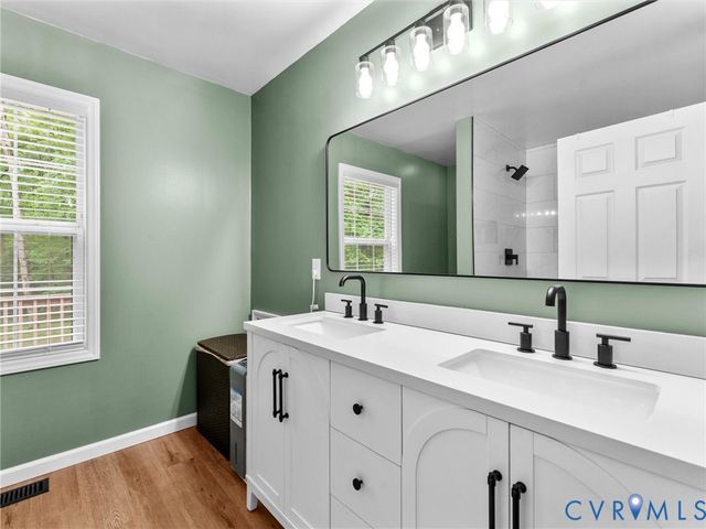 10130 Coalboro Rd, Chesterfield, VA 23838