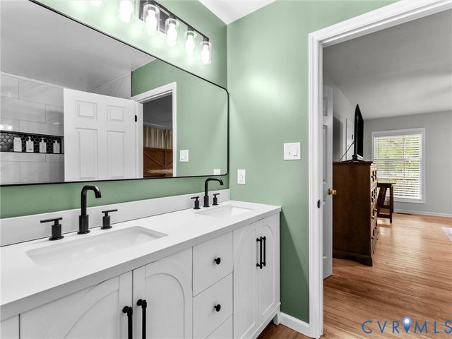 10130 Coalboro Rd, Chesterfield, VA 23838