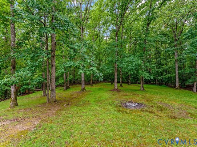 10130 Coalboro Rd, Chesterfield, VA 23838