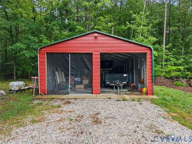10130 Coalboro Rd, Chesterfield, VA 23838