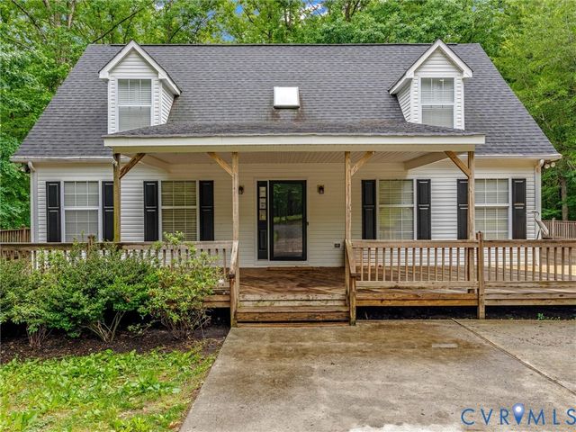 10130 Coalboro Rd, Chesterfield, VA 23838