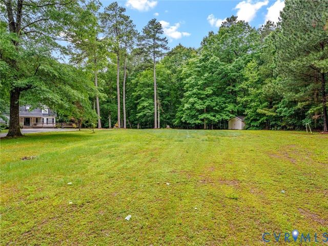 10130 Coalboro Rd, Chesterfield, VA 23838