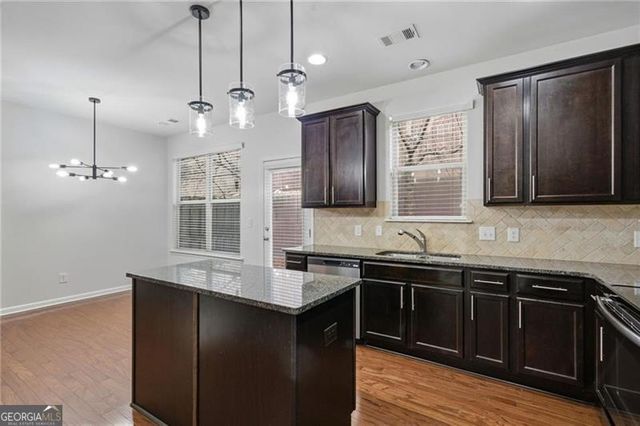1697 Paxton Lane SW, Lilburn, GA 30047