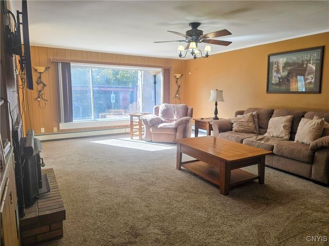 2040 Mulholland Road, Vienna, NY 13042