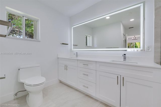 6250 SW 62 Pl, South Miami, FL 33143