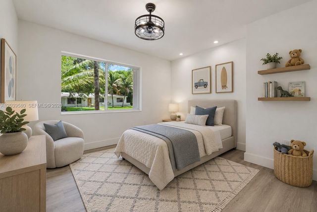 6250 SW 62 Pl, South Miami, FL 33143