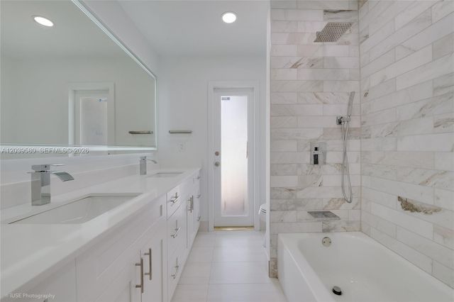 6250 SW 62 Pl, South Miami, FL 33143