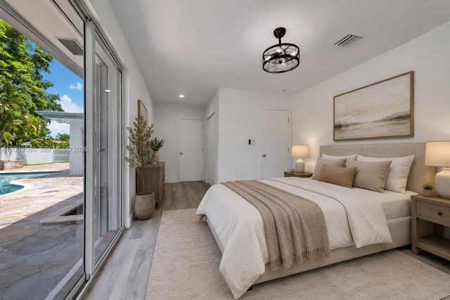 6250 SW 62 Pl, South Miami, FL 33143