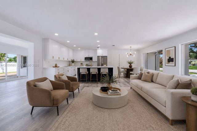 6250 SW 62 Pl, South Miami, FL 33143