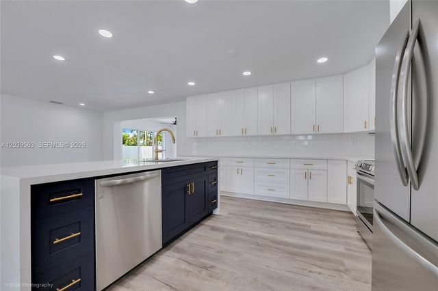 6250 SW 62 Pl, South Miami, FL 33143