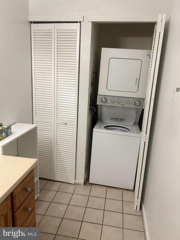 413 GREGORYS WAY, Voorhees, NJ 08043