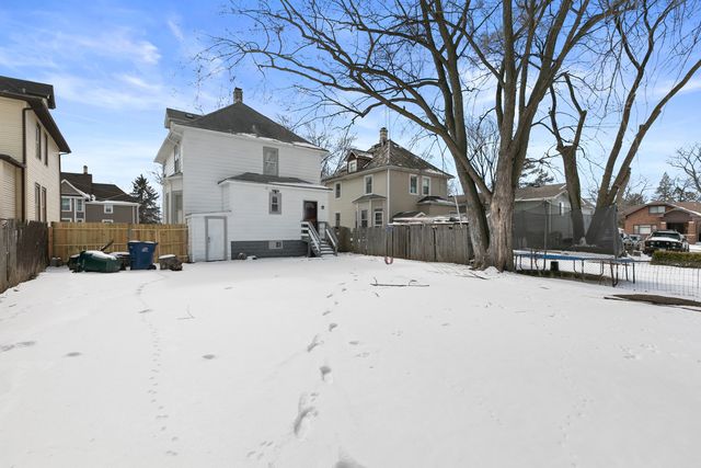 816 18th Street, North Chicago, IL 60064