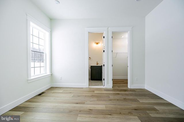 16 MCKNIGHT FARM LN, Glenmoore, PA 19343