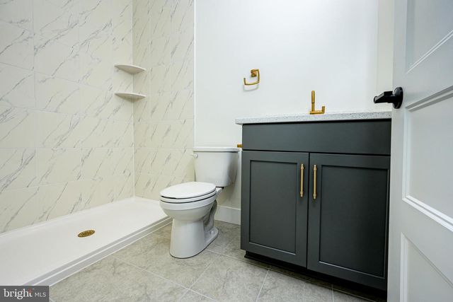 16 MCKNIGHT FARM LN, Glenmoore, PA 19343