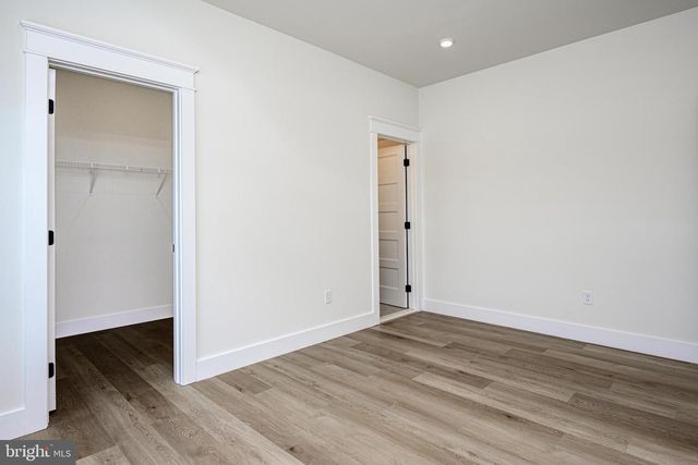 16 MCKNIGHT FARM LN, Glenmoore, PA 19343