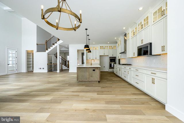 16 MCKNIGHT FARM LN, Glenmoore, PA 19343