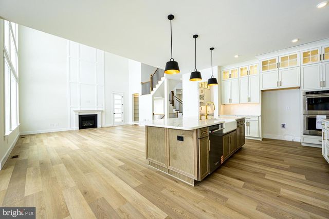 16 MCKNIGHT FARM LN, Glenmoore, PA 19343