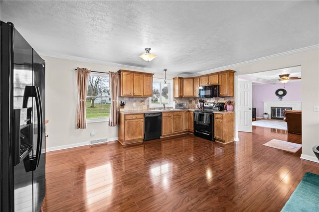 4 Putting Green Lane, Perinton, NY 14526