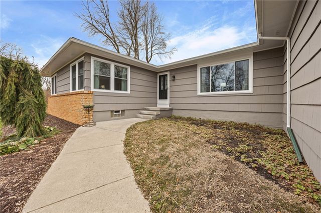 4 Putting Green Lane, Perinton, NY 14526