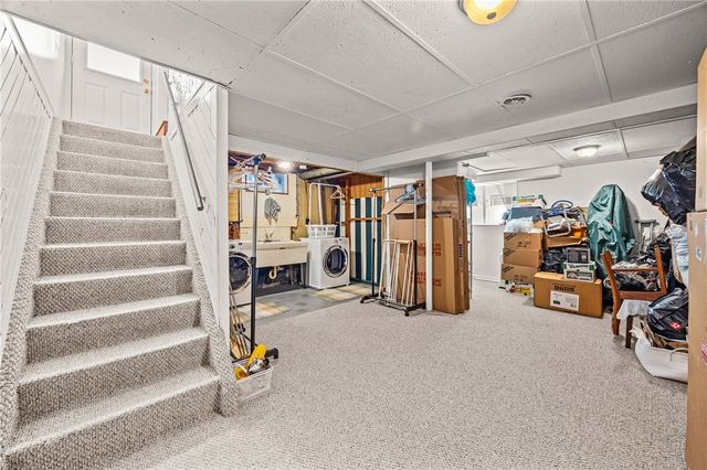 4 Putting Green Lane, Perinton, NY 14526