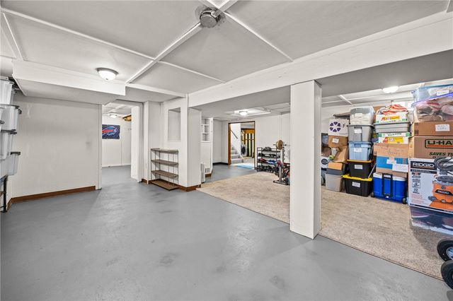 4 Putting Green Lane, Perinton, NY 14526