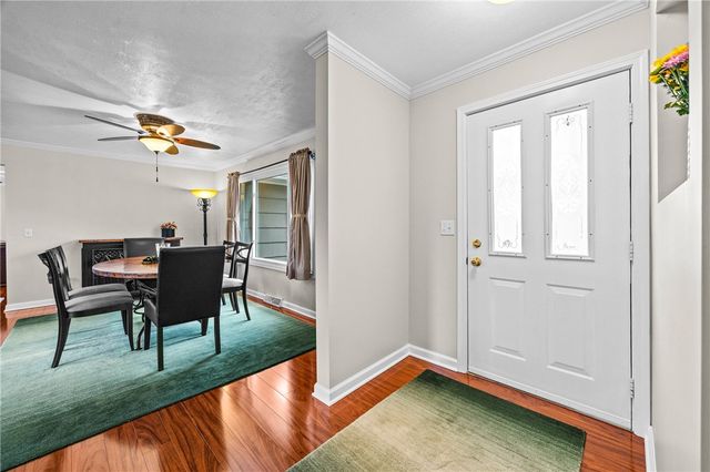 4 Putting Green Lane, Perinton, NY 14526