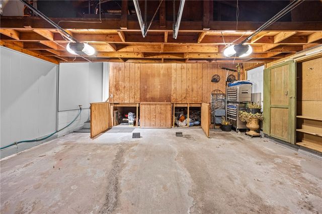 4 Putting Green Lane, Perinton, NY 14526