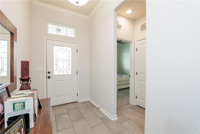 1730 Dr Ben Vela Dr, Corpus Christi, TX 78410