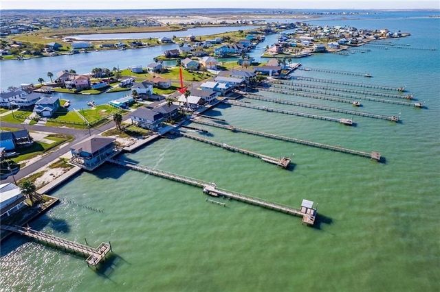 668 Copano Ridge Road, Rockport, TX 78382