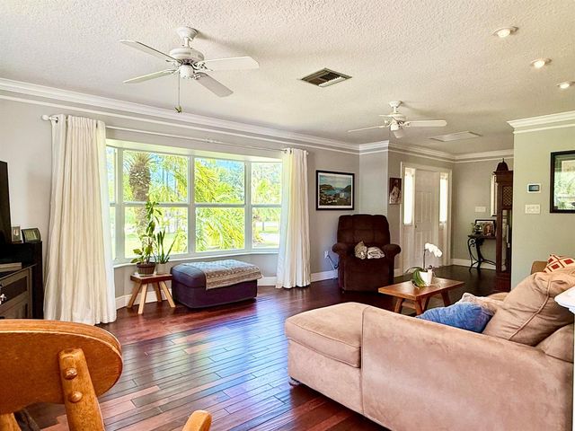 16283 Alexander Run, Jupiter, FL 33478