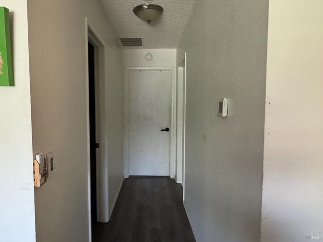 2467 College Park Cir, Santa Rosa, CA 95401