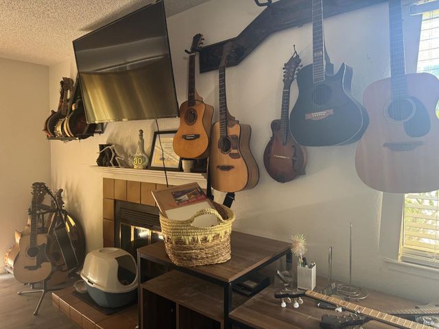 2467 College Park Cir, Santa Rosa, CA 95401