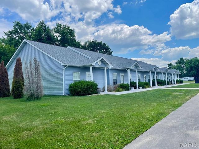 700 W Ferdon Street, Litchfield, IL 62056