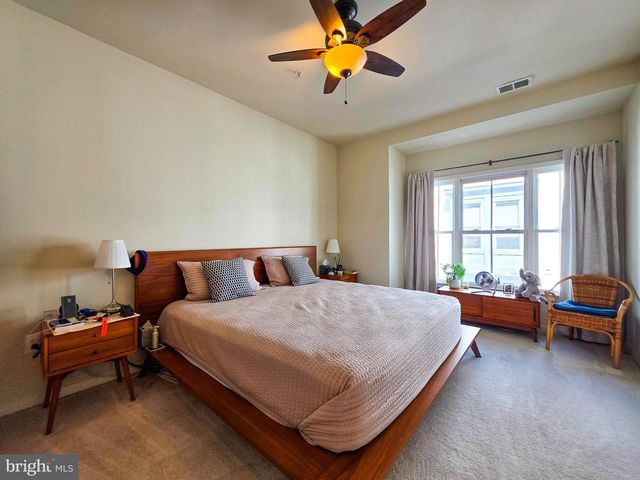 729 N ALFRED, Alexandria, VA 22314