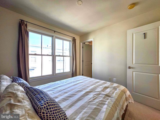729 N ALFRED, Alexandria, VA 22314