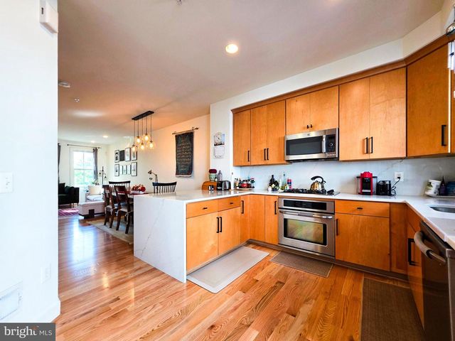 729 N ALFRED, Alexandria, VA 22314