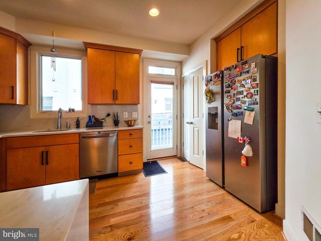 729 N ALFRED, Alexandria, VA 22314
