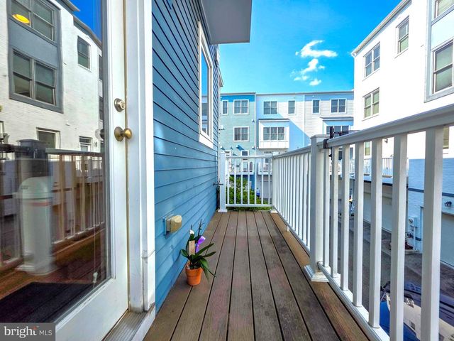 729 N ALFRED, Alexandria, VA 22314