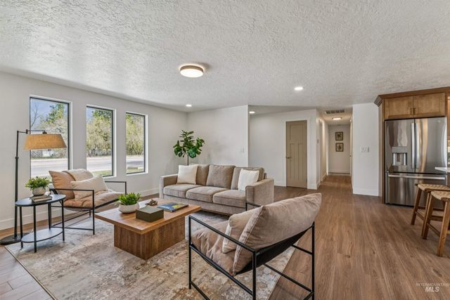 9709 W Mcmillan, Boise, ID 83704