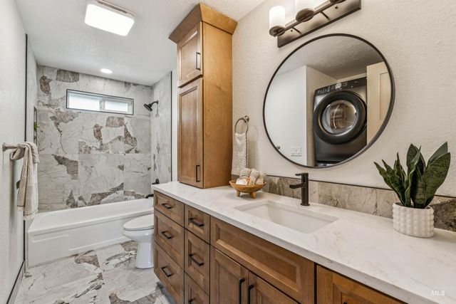 9709 W Mcmillan, Boise, ID 83704