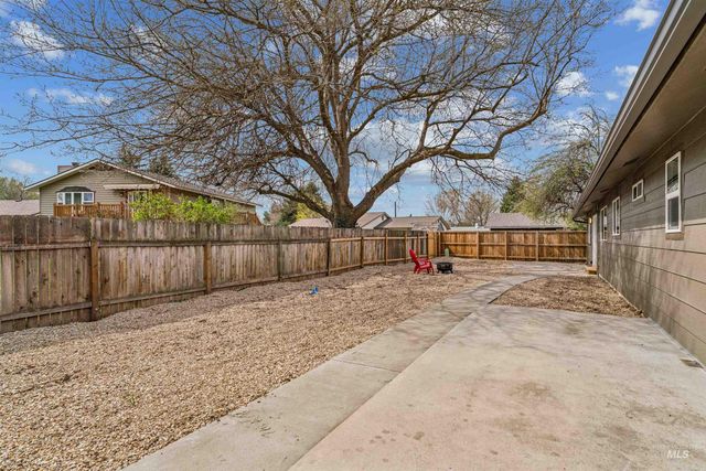 9709 W Mcmillan, Boise, ID 83704