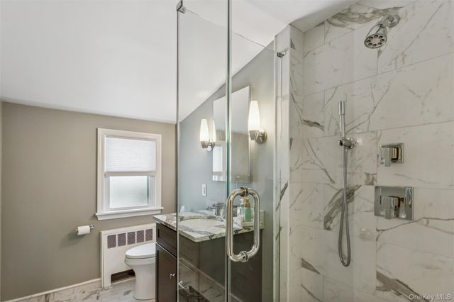 688 Hempstead Avenue, Rockville Centre, NY 11570