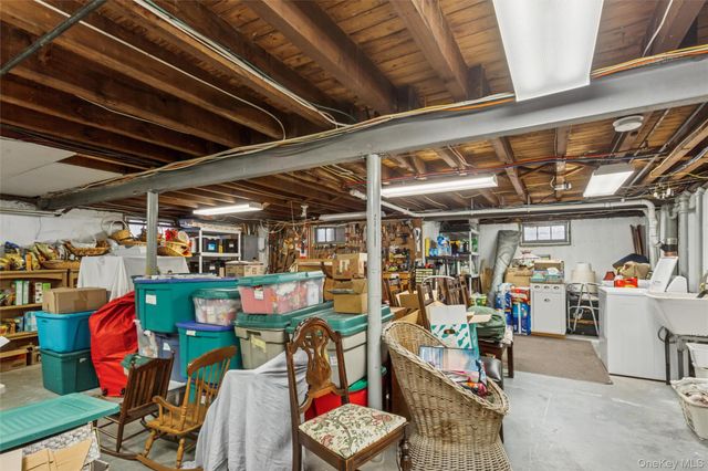 688 Hempstead Avenue, Rockville Centre, NY 11570