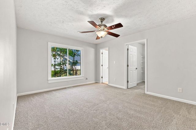 301 Larchmont Road, Fayetteville, NC 28311
