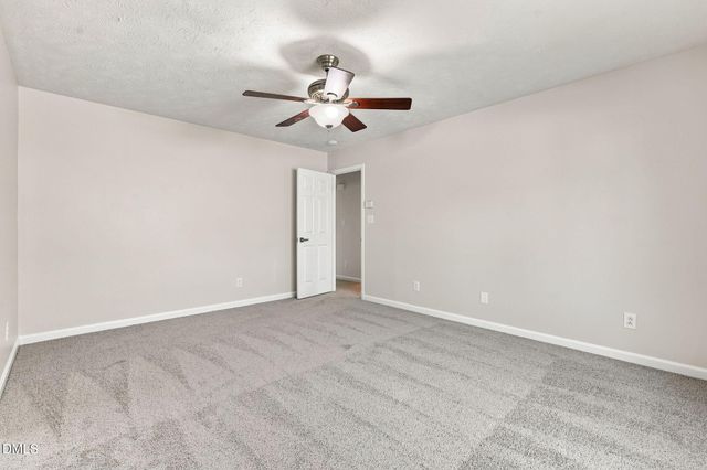 301 Larchmont Road, Fayetteville, NC 28311