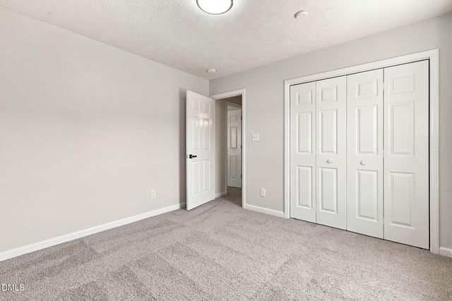 301 Larchmont Road, Fayetteville, NC 28311