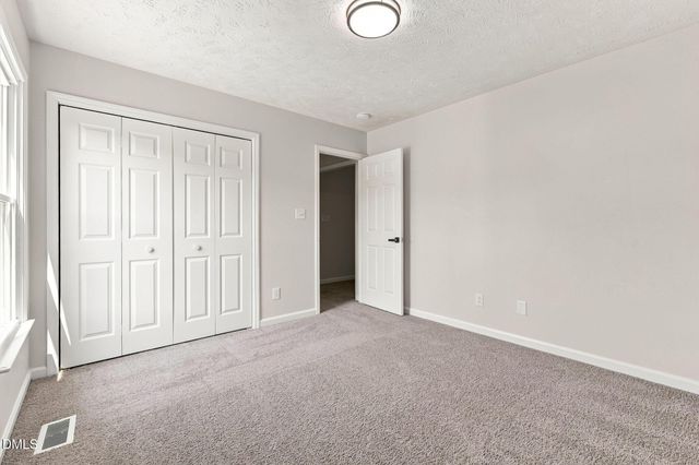 301 Larchmont Road, Fayetteville, NC 28311