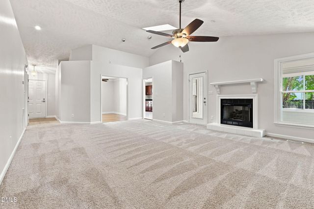 301 Larchmont Road, Fayetteville, NC 28311