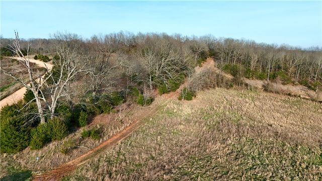 MC 3015 72687 Road, Pyatt, AR 72672