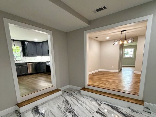 7000 Park Place Drive, Richland Hills, TX 76118